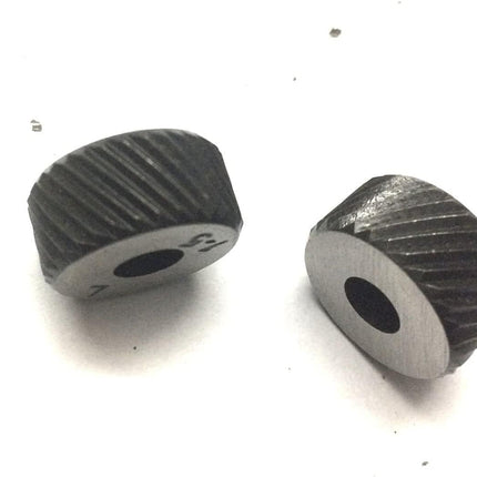 Set of 2 Pcs (1 Pairs) Straight Line Pattern knurls Hardened Knurls