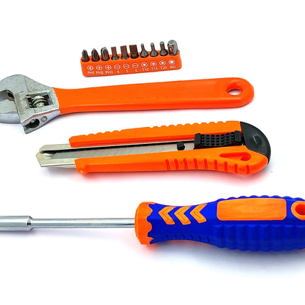 Buyohlic International 4 Pcs Combo of Retractable Utility Knife , Adjustable Wrench and 10 Pcs Multi-bits, Ratcheting Screwdriver tool set